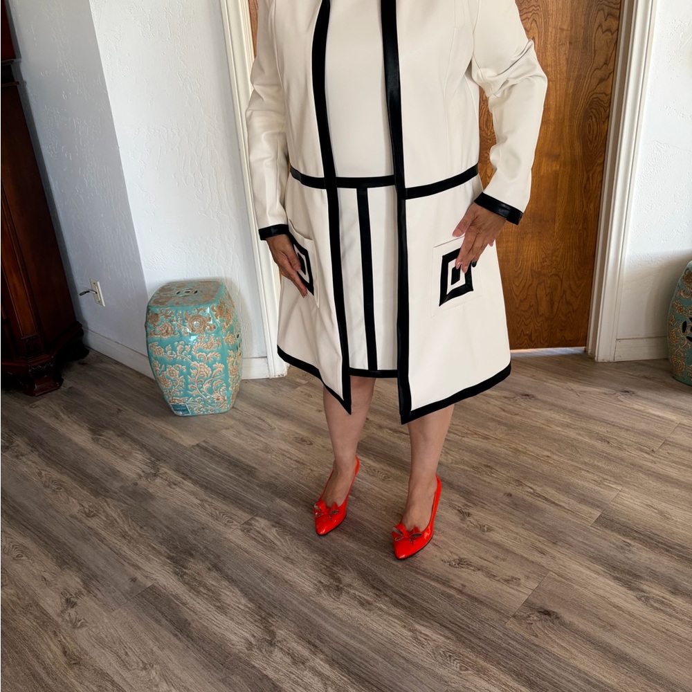 STYLEWE Cream Midi Dress with Black Contrast Trim
